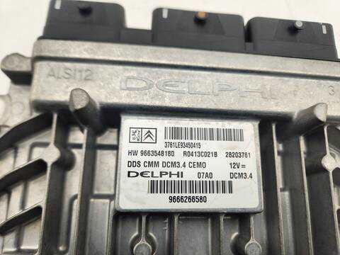Foto 2ª: Centralita Motor ECU Citroen C5 EXCLUSIVE BERLINA 140CV 103KW [RHF] (2010)