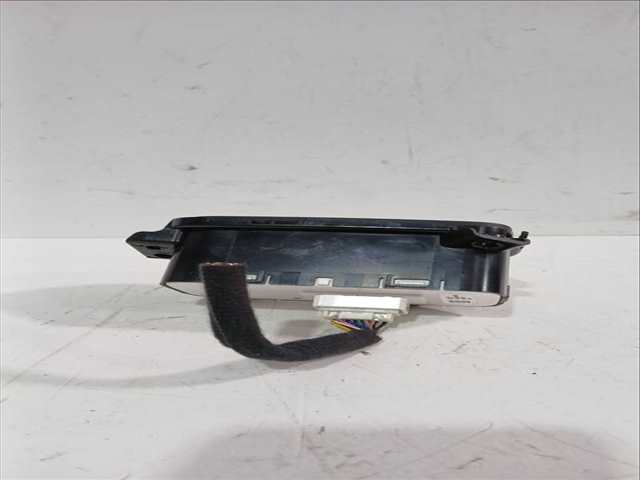 Foto 3ª: Mando Multifuncion Hyundai i20 1.0 T-GDI 101CV 74KW [G3LE] (2025)