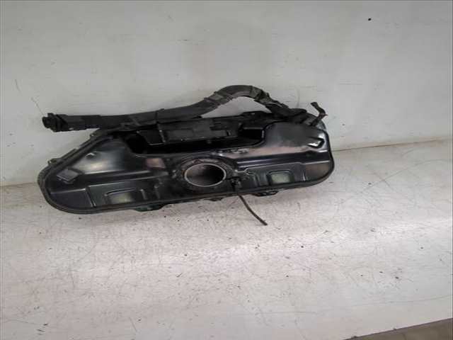 Foto 2ª: Deposito de Combustible Hyundai i20 1.2 78CV 57KW [G4LA] (2012)