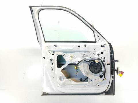 Foto 3ª: Puerta Delantera Izquierda Citroen C4 1.2 THP 130 [HNY (EB2DTS)] (2013)