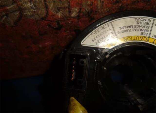 Foto 2ª: Anillo Airbag Suzuki Swift 1.3 GL (3-PTAS.) [1.3 LTR. - 68 KW 16V CAT] [M13A]
