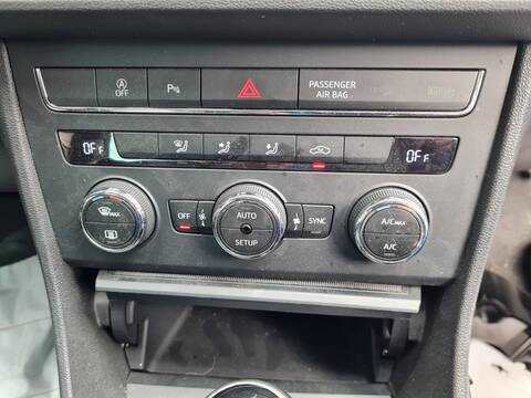 Foto 4ª: Mando Calefacción A. A. Seat Leon I-TECH 150CV 110KW [CKFC] (2015)