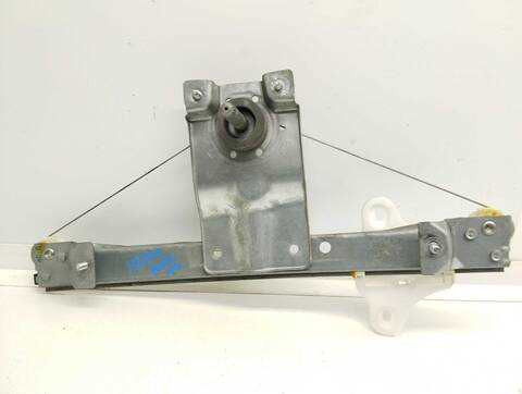 Elevalunas Manual Trasero Izquierdo Renault Clio 90CV 66KW