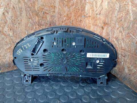 Foto 2ª: Cuadro de Instrumentos Opel Insignia SELECTIVE 2 16V CDTI 163CV (2008)