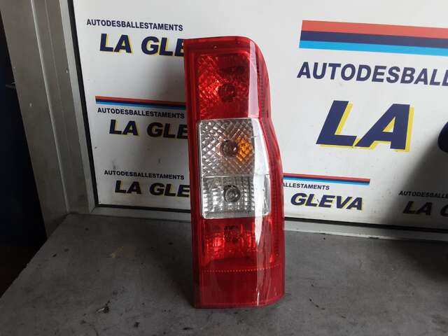 Piloto Trasero Derecho Ford Transit 2.2 TDCI100CV