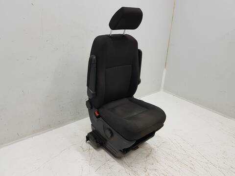 Foto 3ª: Asiento Delantero Izquierdo Volkswagen Caravelle T6 COMFORTLINE (2015)