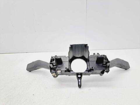 Foto 3ª: Mando Multifuncion Volkswagen Touran 1.6 TDI DPF 105CV 77KW [CAY] (2015)