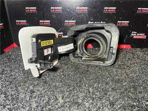 Foto 3ª: Tapa Exterior Combustible Citroen Jumpy 1.6 CONFORT M [1 6 LTR. - 85 KW BLUE-HDI FAP] 116CV FURGON [BHX / DV6FCU]