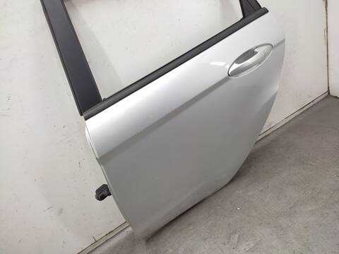 Foto 3ª: Puerta Trasera Izquierda Ford Fiesta 1.25 82CV 60KW [SNJD] (2016)