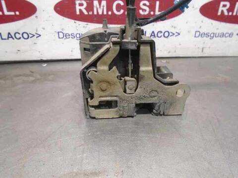 Foto 3ª: Cerradura Puerta Delantera Izquierda Renault Megane 1.4 16 V DYNAMIQUE COUPE 95CV 70KW I COUPE FASE 2 DA..) [K4J C7] (2001)
