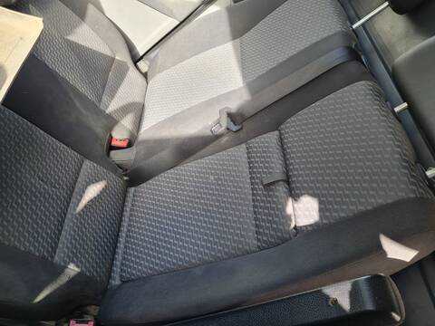 Foto 3ª: Asiento Delantero Derecho Volkswagen Crafter COMBI 30 163CV 120KW [CKUB] (2014)