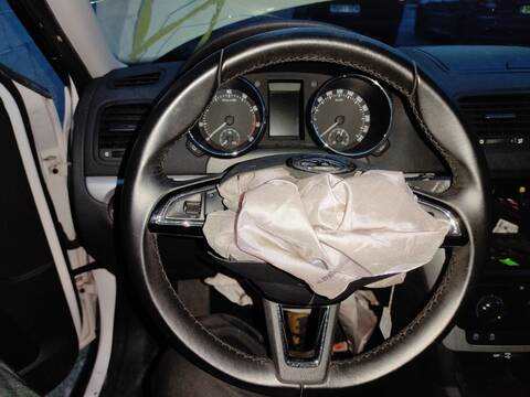 Volante Skoda Yeti CYVB