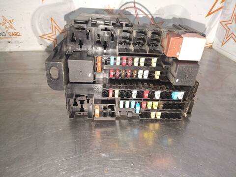 Caja Reles Fusibles Renault Laguna EMOTION PLUS COUPE 150CV 110KW