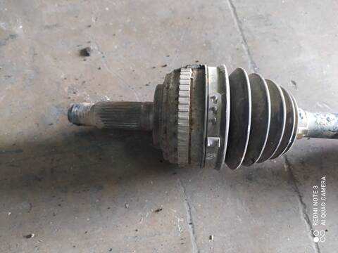 Foto 3ª: Transmision Delantera Izquierda Honda Crv BASICO RD1) 147CV 108KW RD1/3) [B20Z1] (2001)