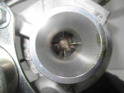 Foto 2ª: Turbocompresor Dacia Sandero H4B400 (2015)