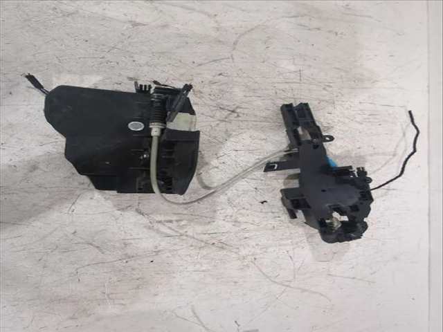 Foto 1ª: Cerradura Puerta Trasera Derecha Bmw Serie 1 114 120 D 177CV [N47 D20 A N47 D20 C] (2003)