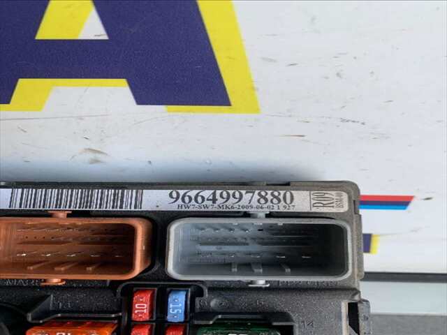 Foto 2ª: Caja Reles Fusibles Peugeot 207 1.4G 0CV [KFV] (2009)