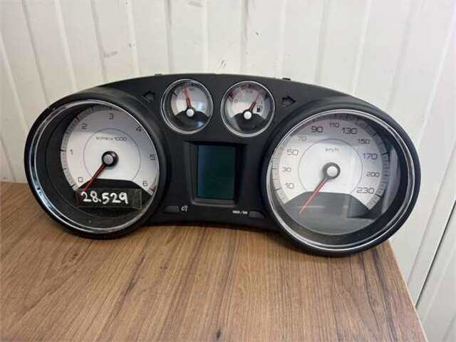 Cuadro de Instrumentos Peugeot 308 1.6 CONFORT [1.6 LTR. - 80 KW HDI FAP CAT (9HZ - DV6TED4)]