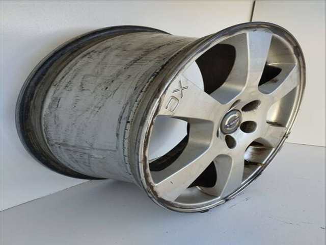 Foto 2ª: LLanta Aleacion Volvo XC 60 MOMENTUM DRIVE 163CV 120KW [D5204T2] (2011)