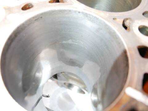 Bloque Motor Ford Transit 130 CV 96KW