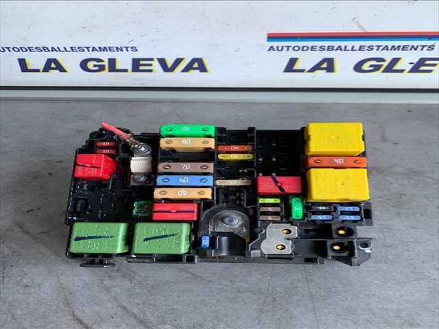 Caja Reles Fusibles Peugeot 2008 2008 STYLE 1199 CC 1.2 LTR) 110CV/81KW HNZ EB2DT