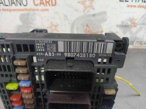Foto 3ª: Caja Reles Fusibles Peugeot 508 ACTIVE 140CV 103KW [RH01] (2014)