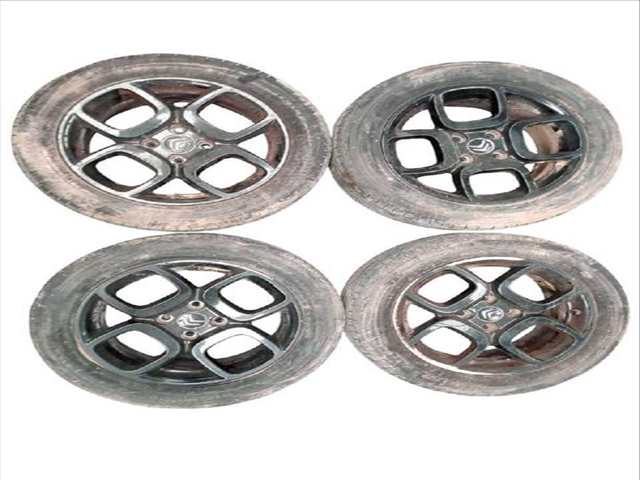 Foto 2ª: Juego LLantas Citroen C3 1.6 16V HDI (2002)