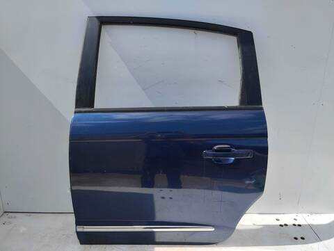 Foto 2ª: Puerta Trasera Izquierda Ssangyong Rodius 2.7 TD CAT 163CV 120KW [D27DT] (2008)