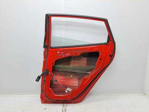 Foto 4ª: Puerta Trasera Derecha Ford Fiesta BLACK EDITION 100CV 74KW [SFJB] (2013)