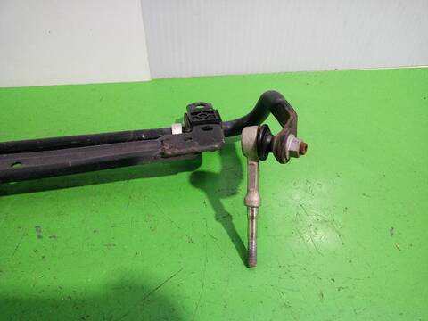 Foto 2ª: Barra Estabilizadora Trasera Toyota Auris HYBRID FEEL EDITION 136CV (2013)