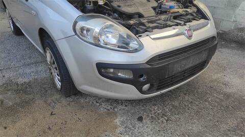 Foto 2ª: Paragolpes Delantero Fiat Punto 1.4 G 77CV 57KW EVO PUNTO 199) 199A2000 (2010)