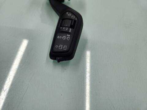 Foto 3ª: Mando Multifuncion Ford Fiesta ACTIVE 101CV 74KW [SFJK] (2018)