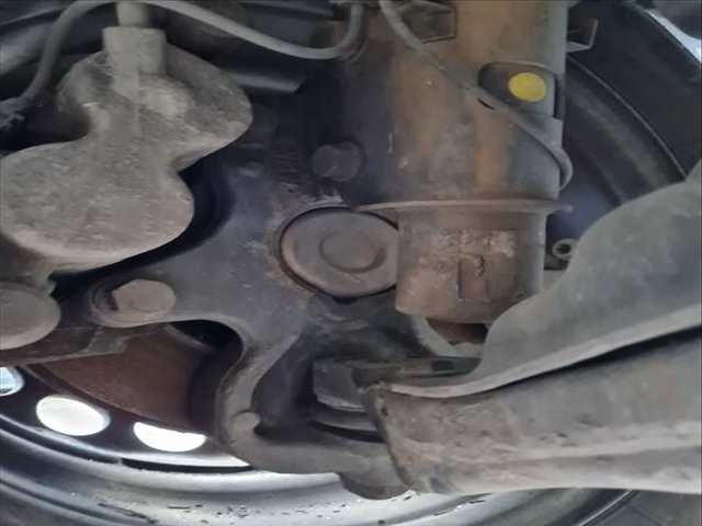 Mangueta Delantera Izquierda Mercedes Sprinter 310/313/316 CDI 906.631/633/635/637) 95CV 70KW CAJA CERRADA
