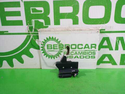 Cerradura Puerta Delantera Derecha Dacia Sandero LAUREATE 90CV 66KW