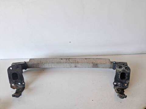 Foto 3ª: Refuerzo Paragolpes Delantero Audi Q7 3.0 TDI 232CV (2006)