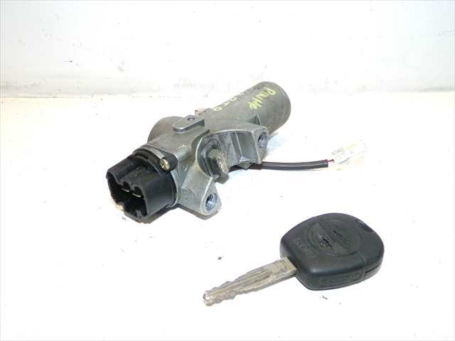 Foto 2ª: Antirrobo Nissan Primera 2.0 D RANCHERA.1999-2002 [CD20] (2001)
