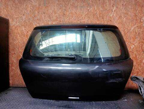 Portón Suzuki Swift GL 3-PTAS.) 69CV