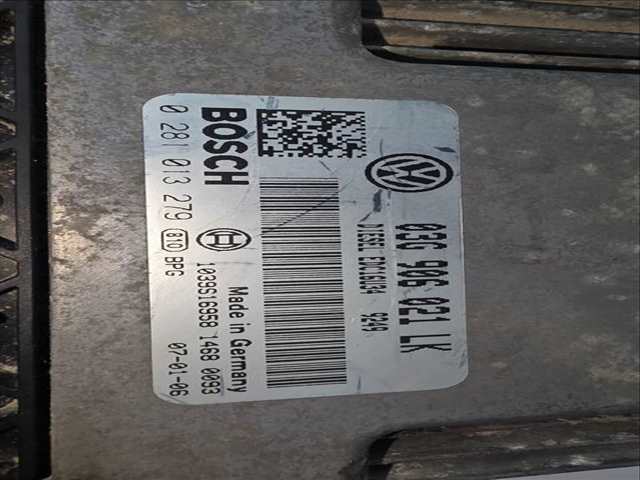 Foto 3ª: Centralita Motor ECU Seat Leon STYLE ECOMOTIVE 105CV 77KW (2006)