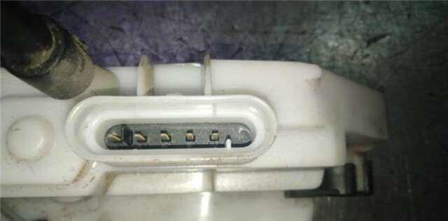 Foto 3ª: Cerradura Puerta Delantera Izquierda Citroen C3 1.4 HDI [8HX (DV4TD)]