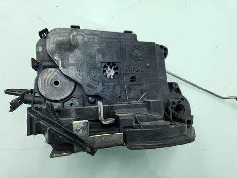 Foto 3ª: Cerradura Puerta Delantera Izquierda Bmw Serie 1 114 118D BERLINA 143CV 105KW [N47D20C] (2008)