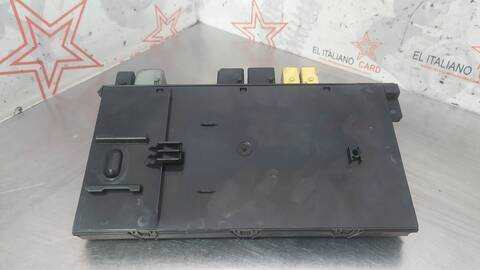 Foto 3ª: Caja Reles Fusibles Mercedes Clase C 160 270 CDI 203.016) BERLINA 170CV 125KW [612962] (2000)