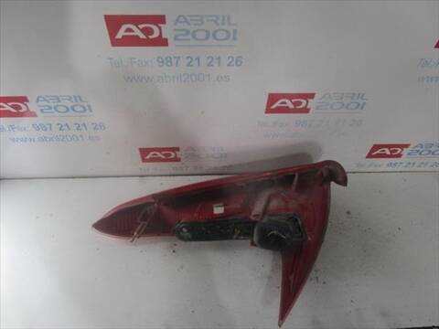 Foto 2ª: Piloto Trasero Derecho Peugeot 206 1.4 16V 88CV 65KW [KFU (ET3J4)] (2004)