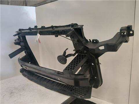 Foto 3ª: Paragolpes Delantero Hyundai ix35 1.6 CLASSIC 2WD 135CV 99KW [G4FD] (2014)