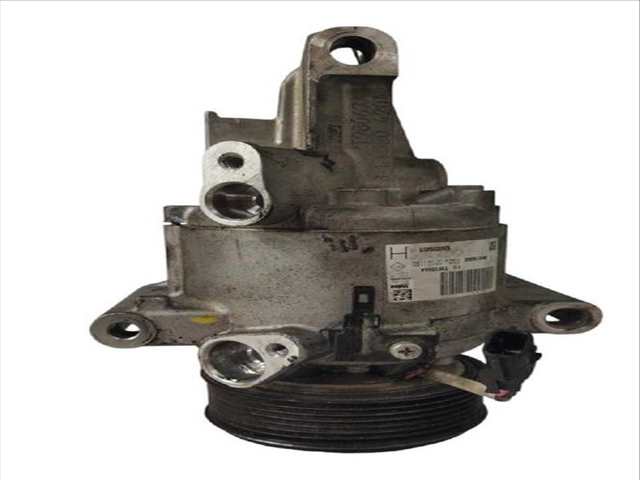 Foto 2ª: Compresor Aire Acondicionado Dacia Sandero TCE 90 LPG B8M1) (2012)