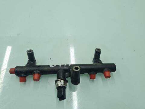 Foto 3ª: Rampa Inyectora Ford Kuga TITANIUM 4X2 140CV 103KW [UFDA] (2012)
