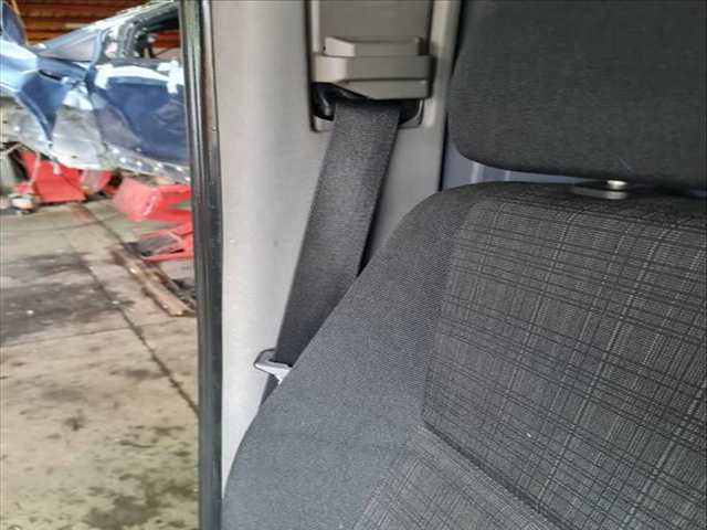 Cinturón Delantero Derecho Mercedes Sprinter 310/313/316 CDI 906.631/633/635/637) 95CV 70KW CAJA CERRADA