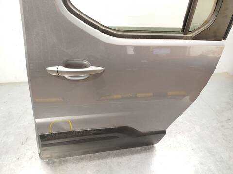 Foto 3ª: Puerta Lateral Corredera Izquierda Peugeot Rifter 1.5 BLUEHDI 130 131CV 96KW [YHP (DV5RC),YHZ (DV5RC)] (2020)