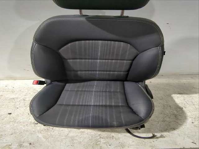 Foto 2ª: Asiento Delantero Izquierdo Mercedes Clase B 150 B 180 CDI - D 246.212) 109CV [OM 607.951 (K9K)] (2011)
