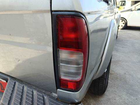 Foto 1ª: Piloto Trasero Derecho Nissan Navara D PICKUP D22) YD25DDTI (2004)