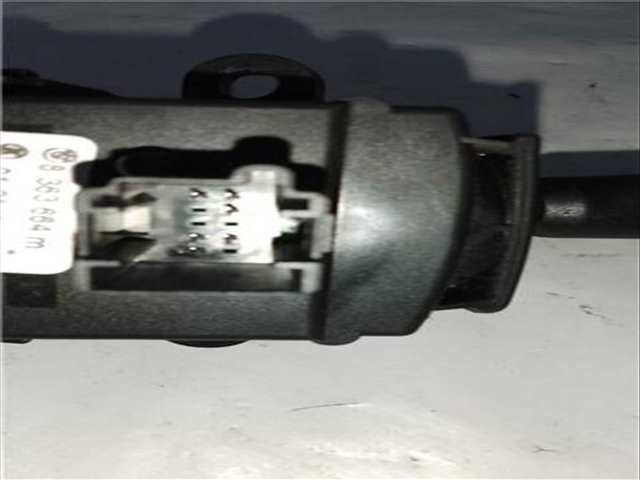 Foto 3ª: Mando Multifuncion Bmw Serie 3 315 2.0 320D [2 0 LTR. - 110 KW 16V DIESEL CAT] BERLINA 150CV